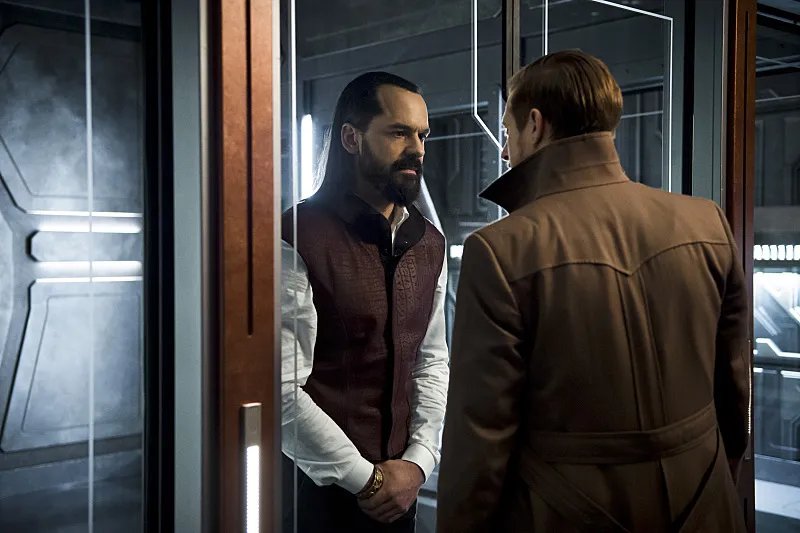 Szenenbild aus der %26bdquo;Legends of Tomorrow%26ldquo;-Episode %26bdquo;River of Time%26ldquo; &copy; The CW