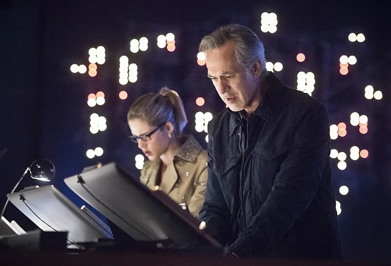 Szenenbild aus der %26bdquo;Arrow%26ldquo;-Episode %26bdquo;Monument Point%26ldquo; &copy; The CW