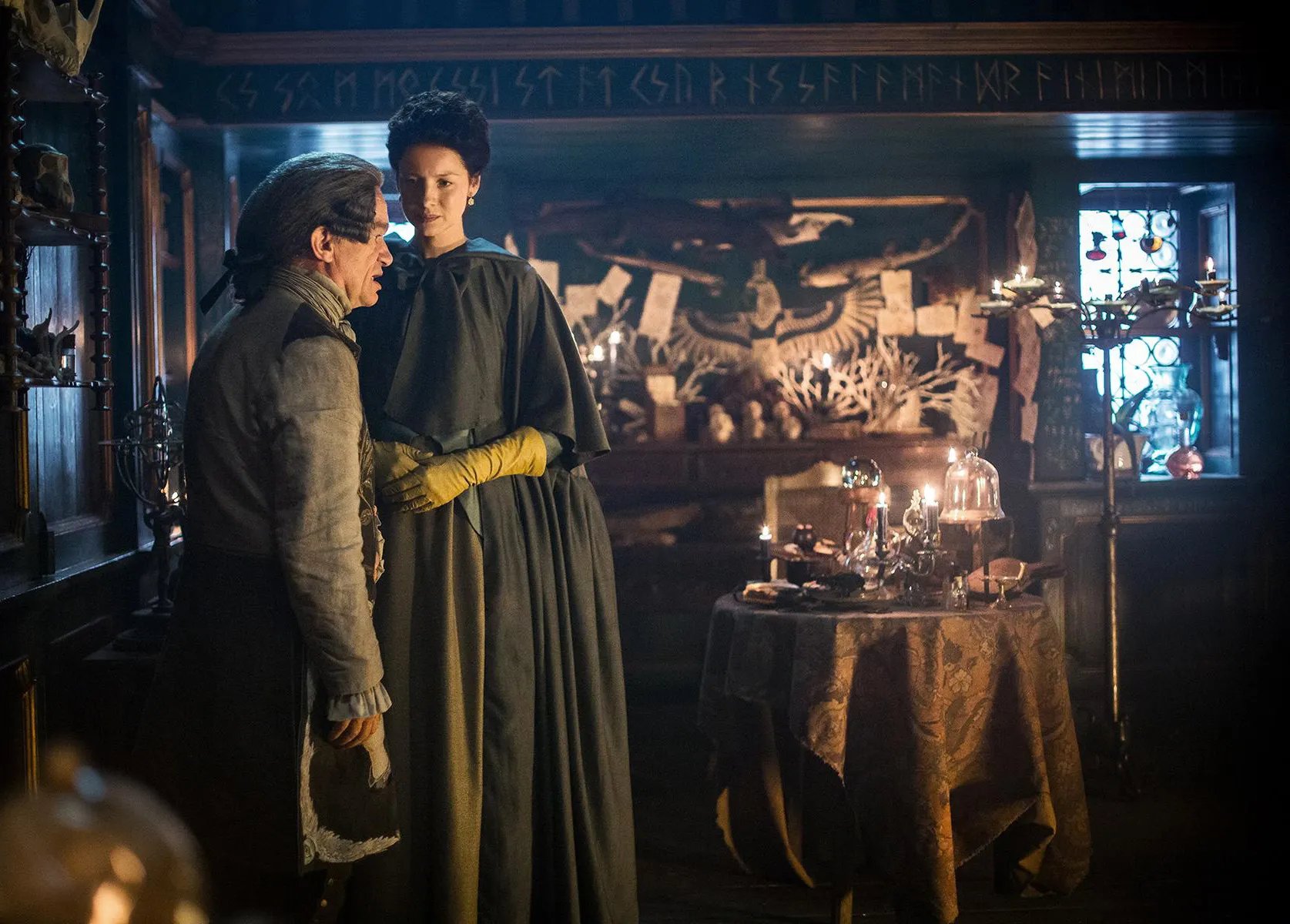 Claire in %26bdquo;Outlander%26ldquo; &copy; Starz