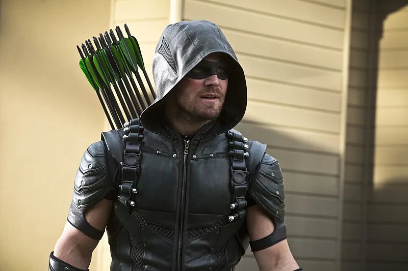 Szenenbild aus der Arrow-Episode %26bdquo;Lost in the Flood%26ldquo; © The CW