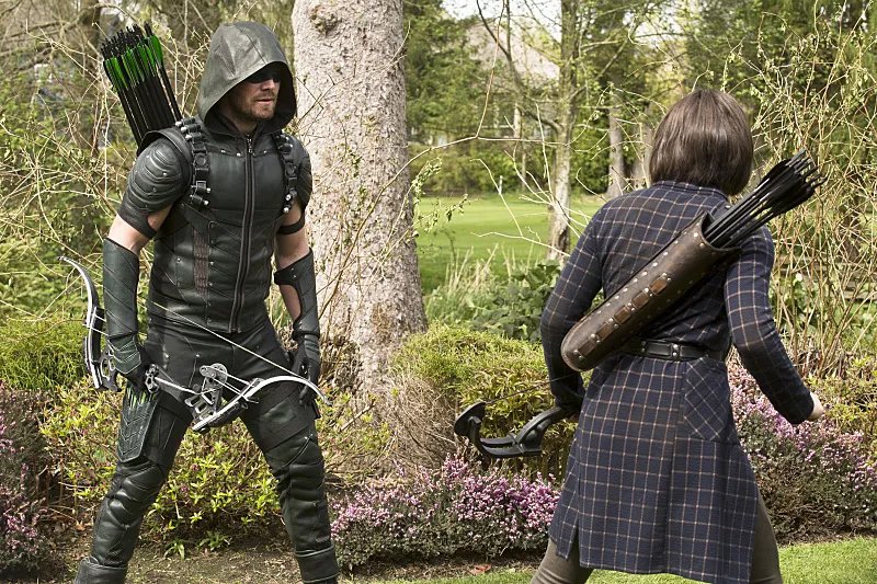 Szenenbild aus der Arrow-Episode %26bdquo;Lost in the Flood%26ldquo; © The CW