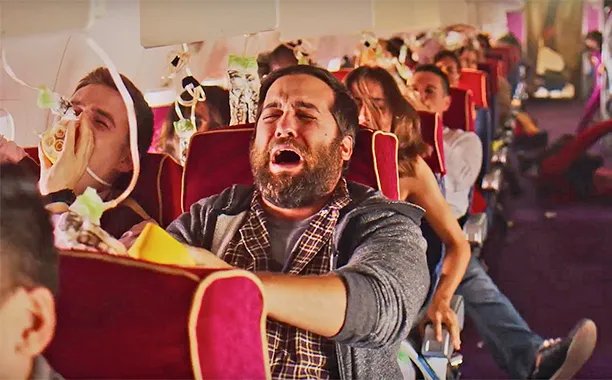 Brian Sacca in %26bdquo;Wrecked%26ldquo; &copy; TBS