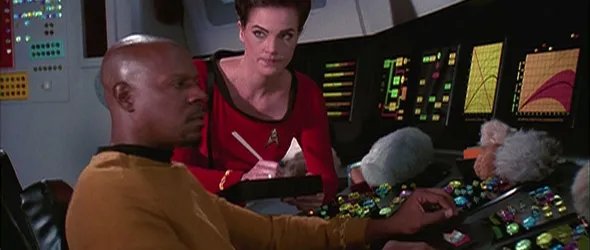 Captain Sisko und Lt. Commander Jadzia Dax in %26bdquo;Star Trek: Deep Space Nine%26ldquo; &copy; Paramount Pictures