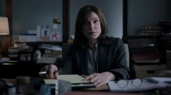 Staatsanwältin Helen Weiss (Jeannie Berlin) ist weniger überzeugt als ihr Chefermittler. &copy; HBO