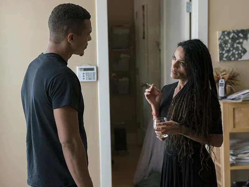 Ismael Cruz Cordova und Lisa Bonet in der Episode %26bdquo;Lake Hollywood%26ldquo; &copy; Showtime