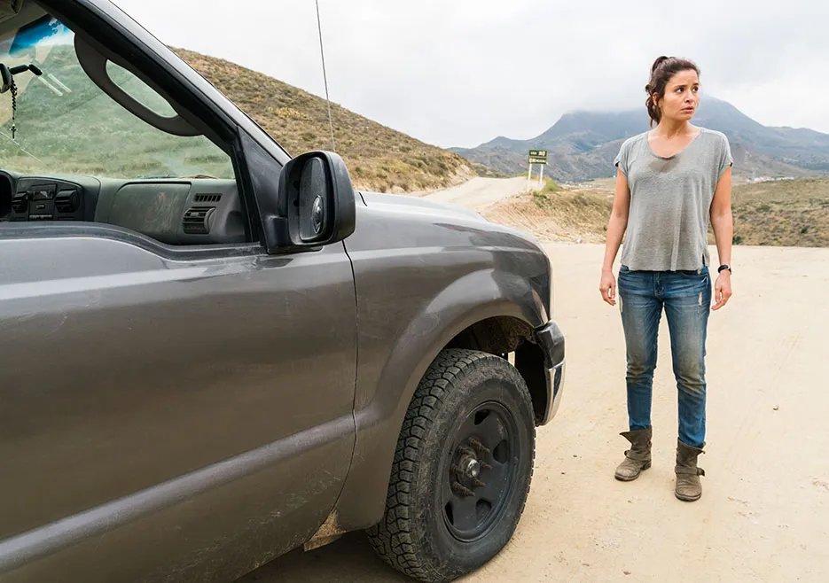 Ofelia in einem Szenenfoto aus der %26bdquo;Fear the Walking Dead%26ldquo;-Folge %26bdquo;Pillar of Salt%26ldquo; (2x12) © AMC