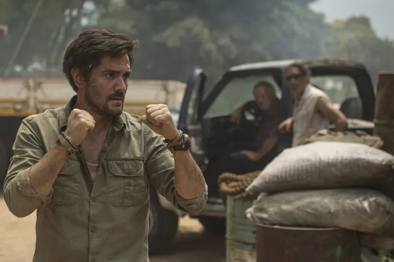 Hooten schlägt auch mal zu © Sky 1