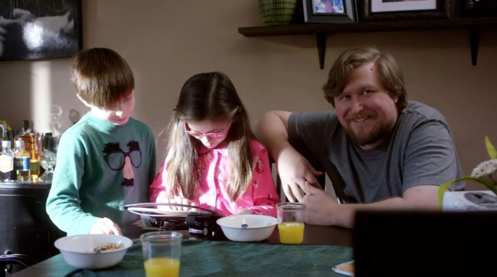 Kyle (Michael Chernus) ist der perfekte Hausmann. &copy; Netflix