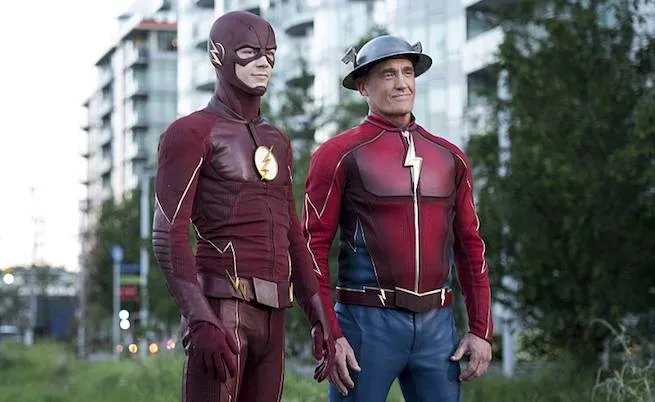 Flash meets Flash: Grant Gustin und John Wesley Shipp in %26bdquo;Paradox%26ldquo; &copy; The CW