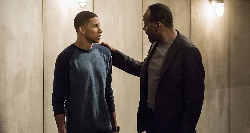 Keiynan Lonsdale und Jesse L. Martin in %26bdquo;Magenta%26ldquo; &copy; The CW