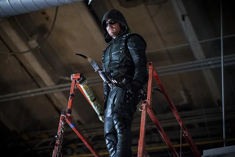 Szenenbilder aus der %26bdquo;Arrow%26ldquo;-Episode %26bdquo;A Matter of Trust%26ldquo; &copy; The CW