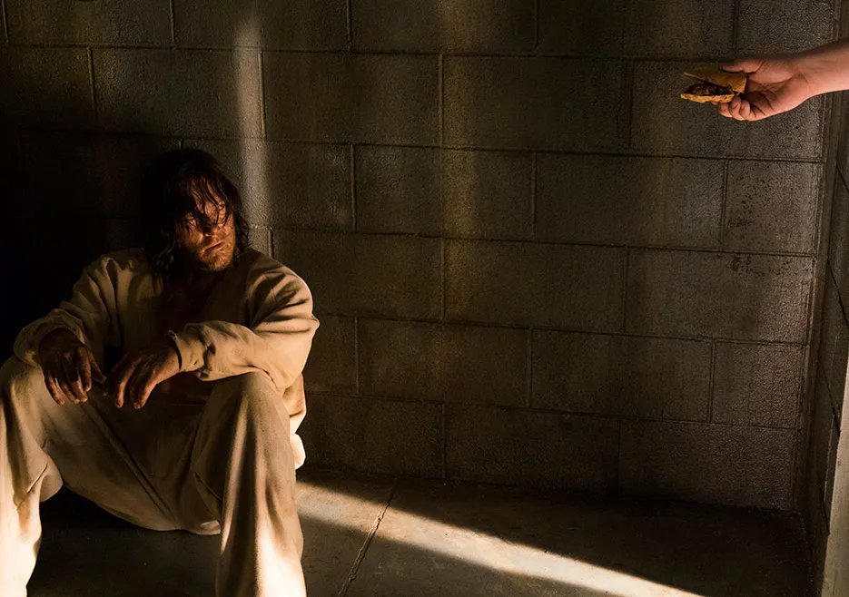 Szenenfoto aus der %26bdquo;The Walking Dead%26ldquo;-Folge %26bdquo;The Cell%26ldquo; (7x03) &copy; AMC