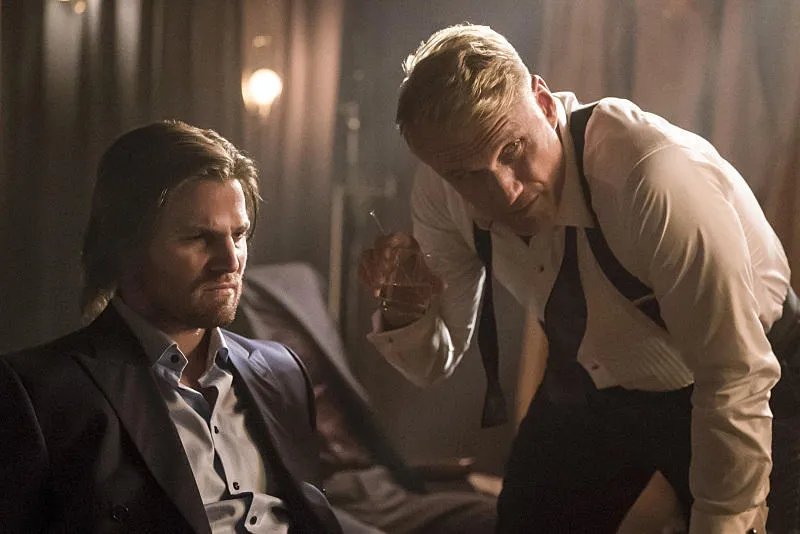 Szenenfoto aus der %26bdquo;Arrow%26ldquo;-Episode %26bdquo;So It Begins%26ldquo; &copy; The CW