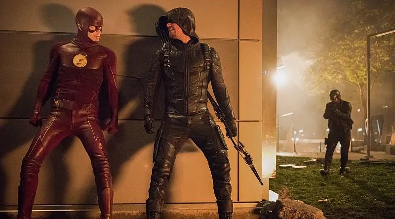 &copy; The CW