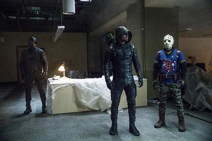 Szenenbild aus der Arrow-Episode „What We Leave Behind“