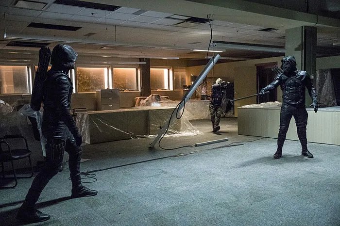 Szenenbild aus der Arrow-Episode „What We Leave Behind“