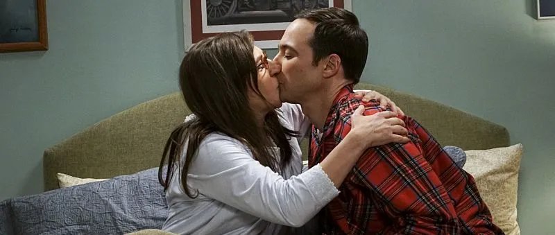 Amy (Mayim Bialik) und Sheldon (Jim Parsons) zelebrieren den jährlichen Koitus.