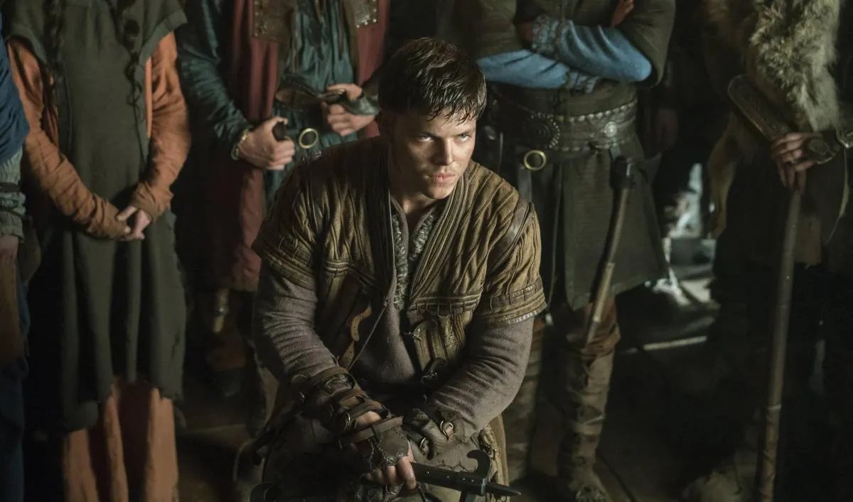 Ivar (Alex Hogh Andersen)