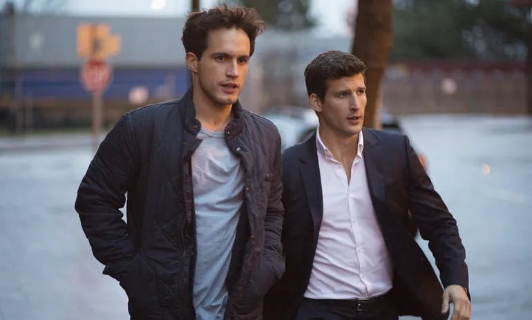 Zwei liebestolle Narren: Rob Heaps und Parker Young