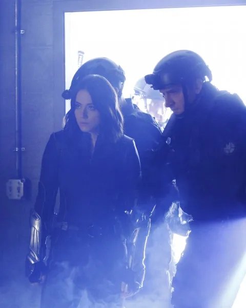 Szenenfoto aus der Episode âBoomâ von âMarvel%26#039,s Agents of S.H.I.E.L.D.â