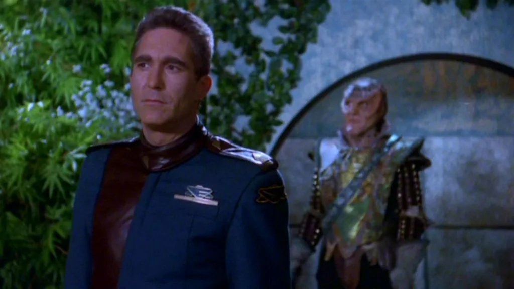 Offizielles Szenenbild aus der „Babylon 5“-Episode „Midnight on the Firing Line“