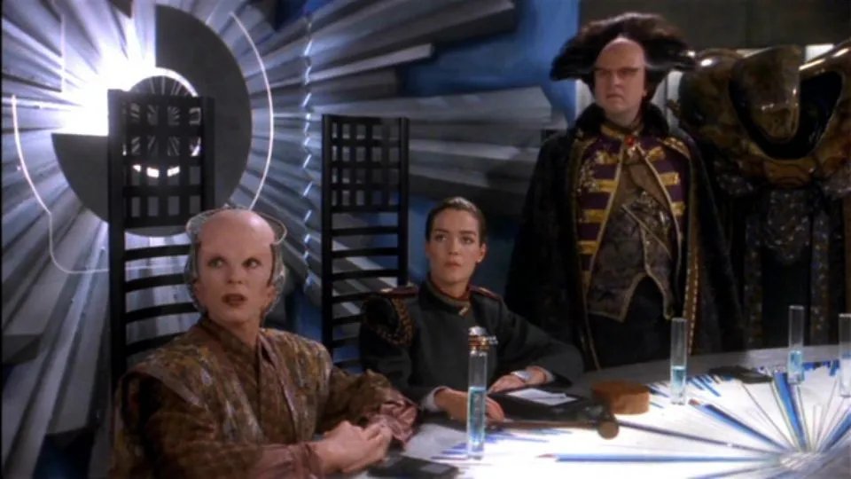 Offizielles Szenenbild aus der „Babylon 5“-Episode „Midnight on the Firing Line“