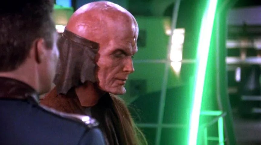 Offizielles Szenenbild aus der „Babylon 5“-Episode „Soul Hunter“