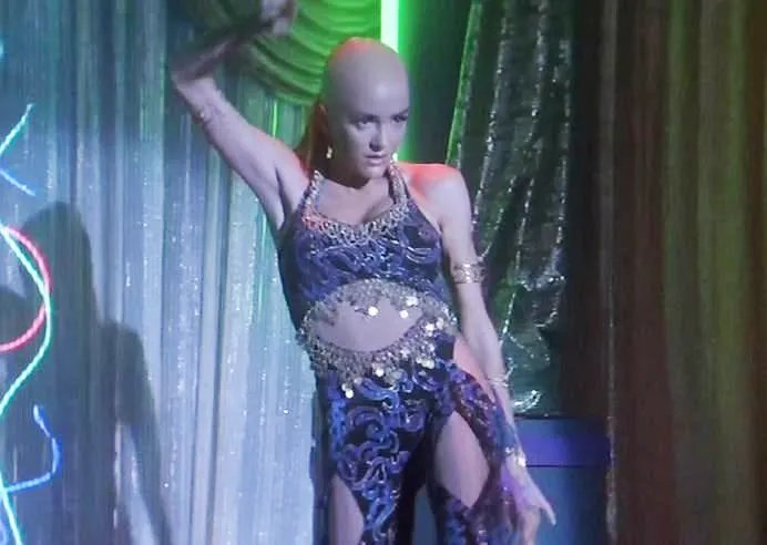 Offizielles Szenenbild aus der „Babylon 5“-Episode „Born to the Purple“