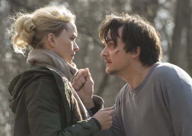 Quinn (Rupert Friend) gelingt es trotz richtiger Intuition nicht, Astrid (Nina Hoss) zu beschützen.