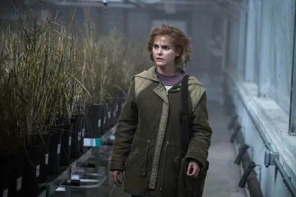 Elizabeth (Keri Russell) unterwegs in geheimer Mission