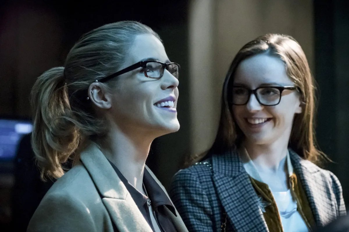 Szenenbild aus der Arrow-Episode „Checkmate“