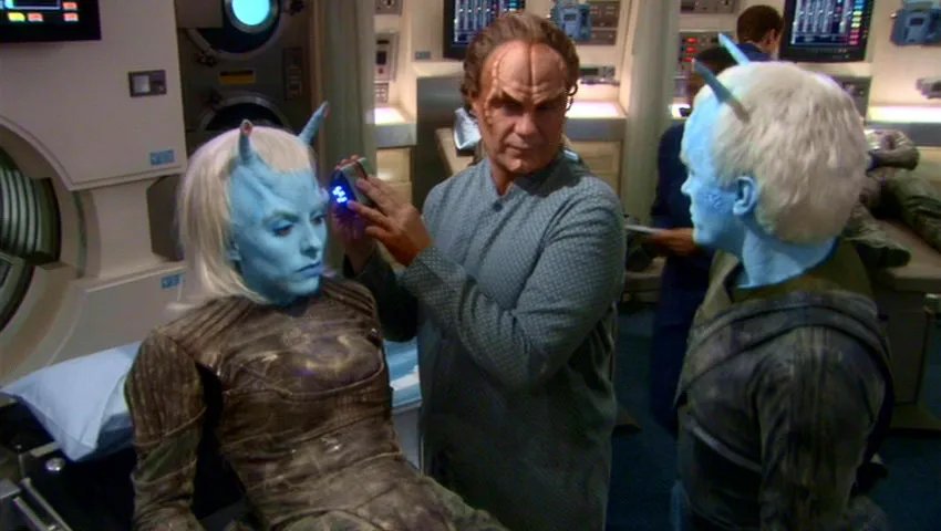 Szenenbild aus der Episode „Babel One“