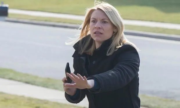 Carrie (Claire Danes) kommt zu spät.