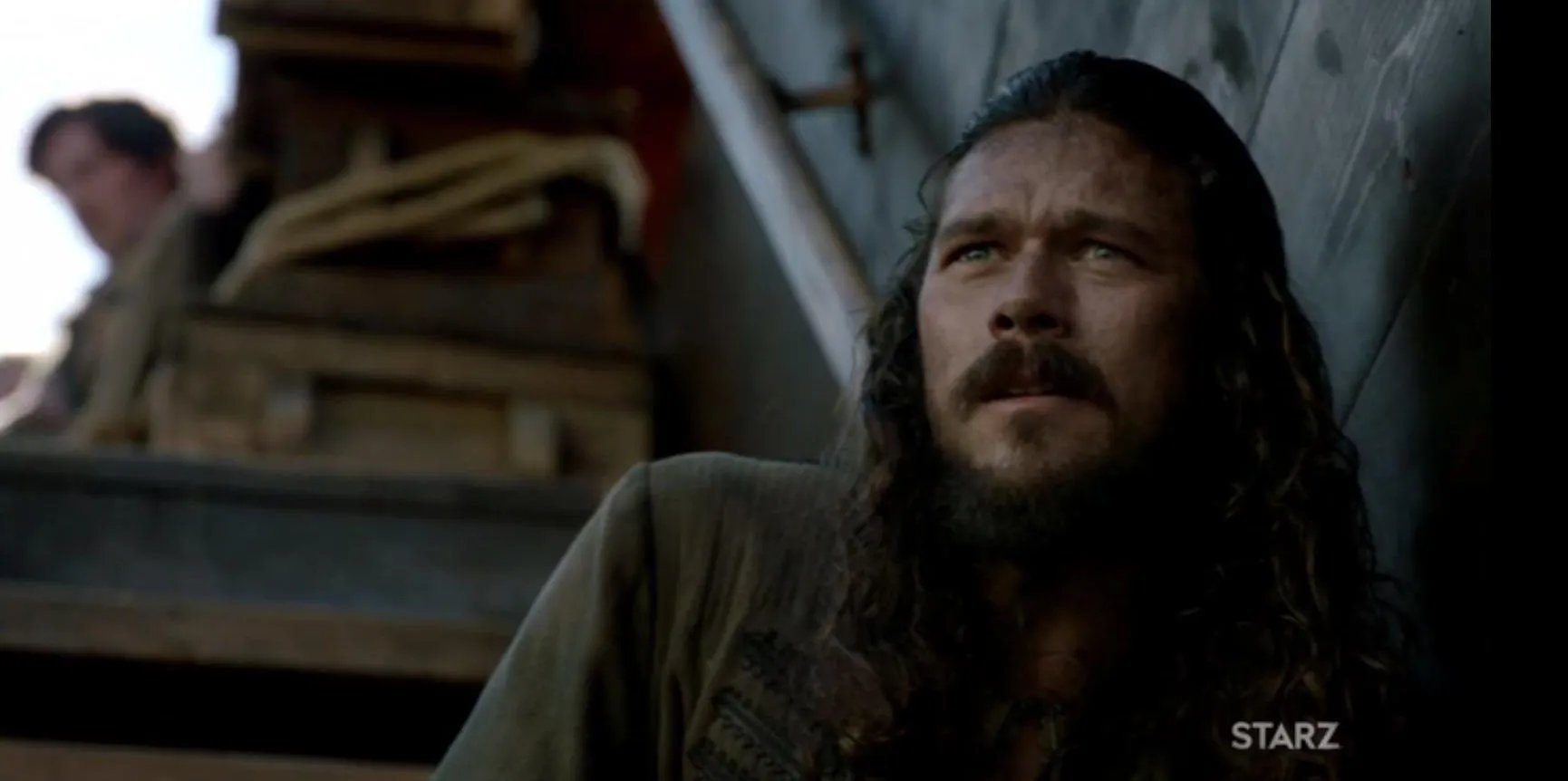 Luke Arnold in „Black Sails“