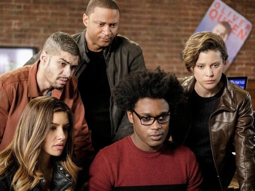 Szenenbild aus der Arrow-Episode „Underneath“