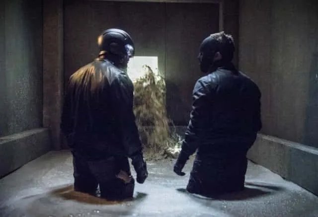 Szenenbild aus der „Arrow“-Episode „Honor Thy Fathers“