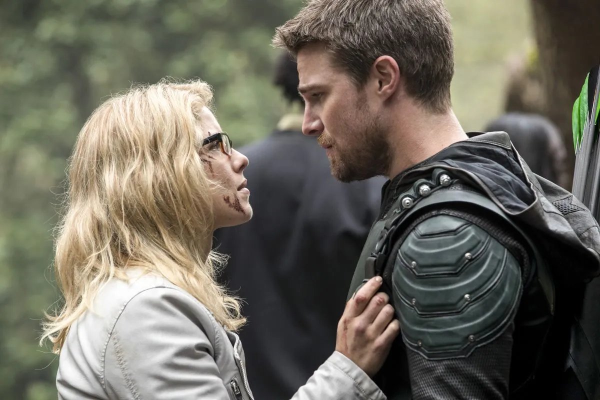 Szenenfoto aus der „Arrow“-Episode „Lian Yu“