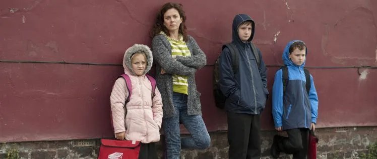 Anna Friel als Mutter Christina Fitzsimmons in „Broken“