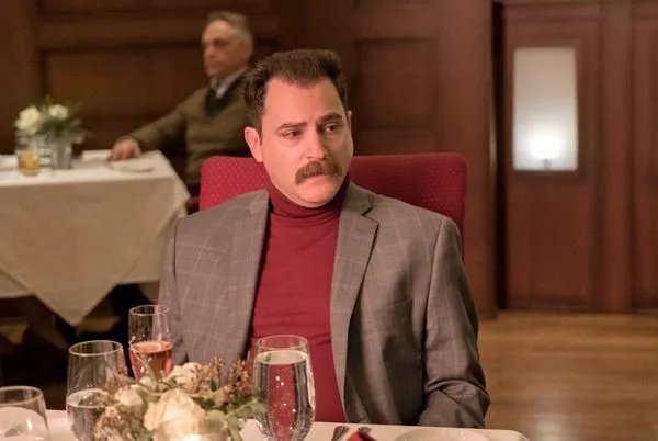 Für Sy Feltz (Michael Stuhlbarg) bricht eine Welt zusammen.