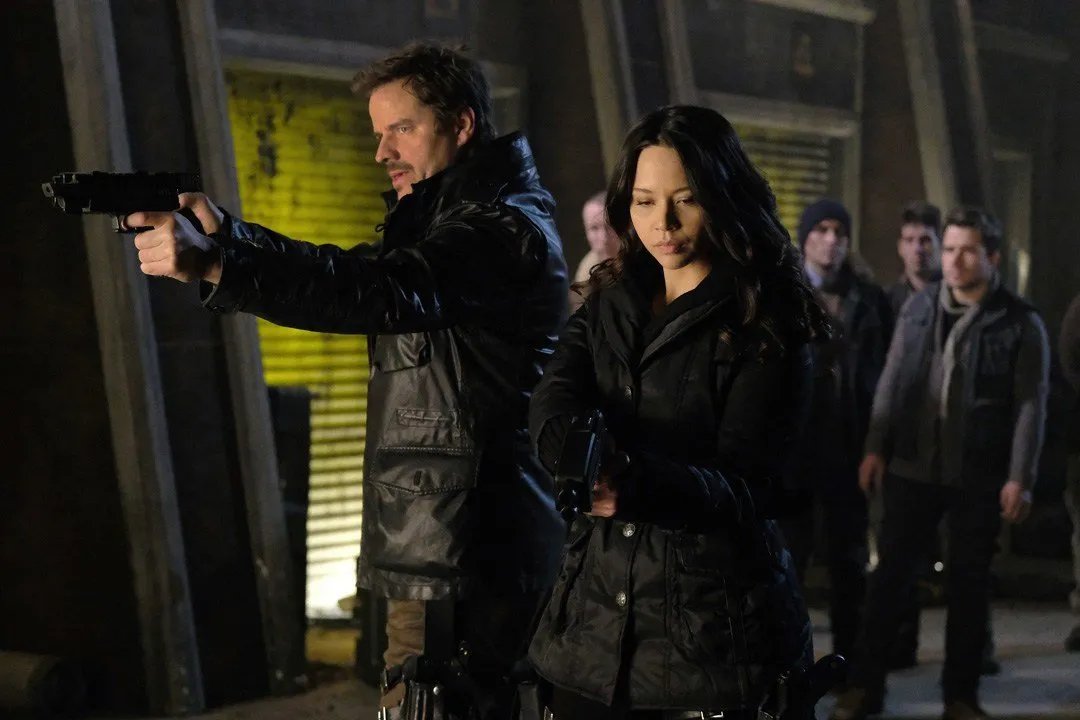Anthony Lemke und Melissa O%26#039,Neil in âDark Matterâ