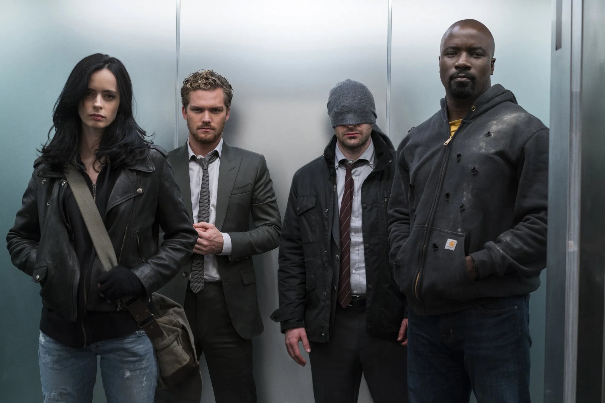 Die Defenders machen sich bereit. Nur noch nicht in der Pilotfolge - in einem Szenenfoto aus „Marvel%26#039,s The Defenders“