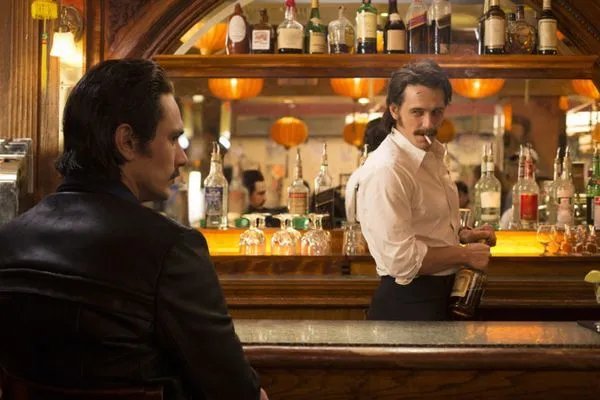 James Franco ist in einer Doppelrolle zu sehen.