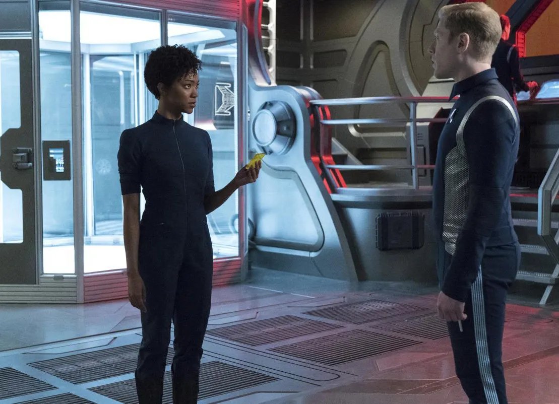 Sonequa Martin und Anthony Rapp in „Star Trek: Discovery“