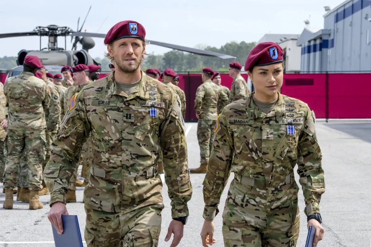 Matt Barr und Christina Ochoa in „Valor“