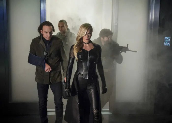 Szenenfoto aus der „Arrow“-Episode „Fallout“