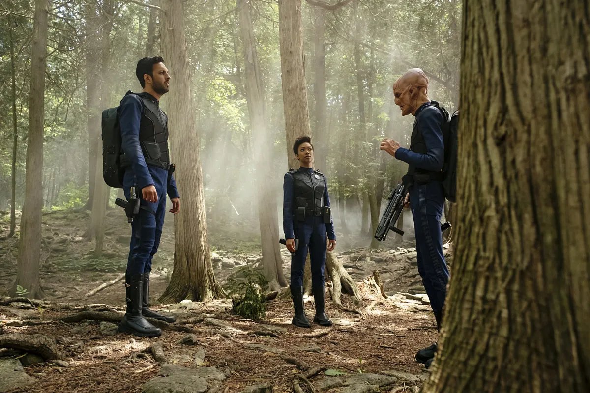 Doug Jones, Sonequa Martin-Green und Shazad Latif in âStar Trek Discoveryâ