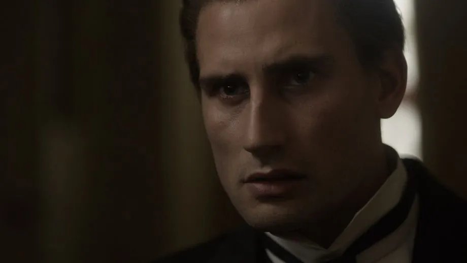 Dr. Jordan (Edward Holcroft) weiß am Ende gar nichts mehr.