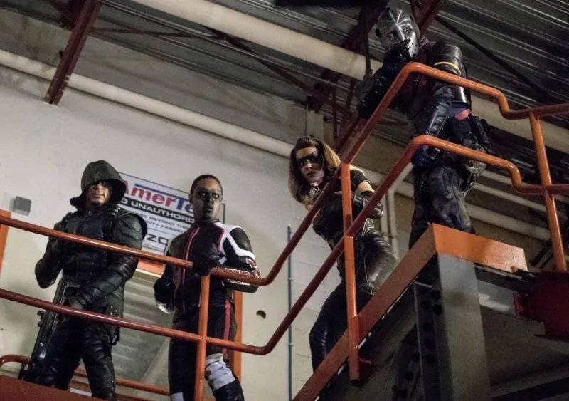 Szenenfoto aus der „Arrow“-Episode „Thanksgiving“
