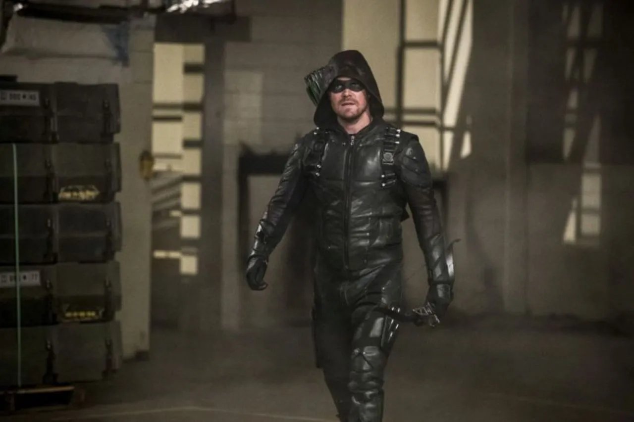 Szenenfoto aus der „Arrow“-Episode „Crisis on Earth-X