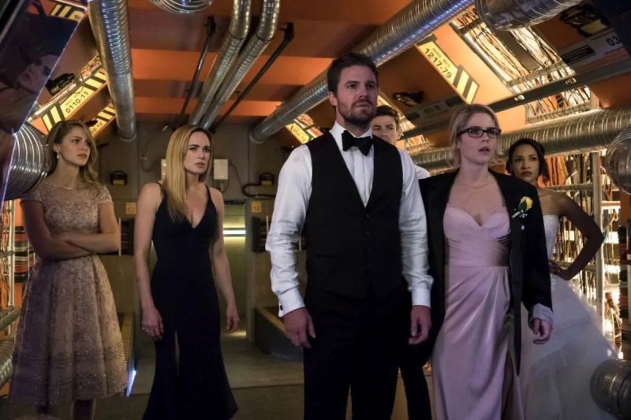 Szenenfoto aus der „Arrow“-Episode „Crisis on Earth-X